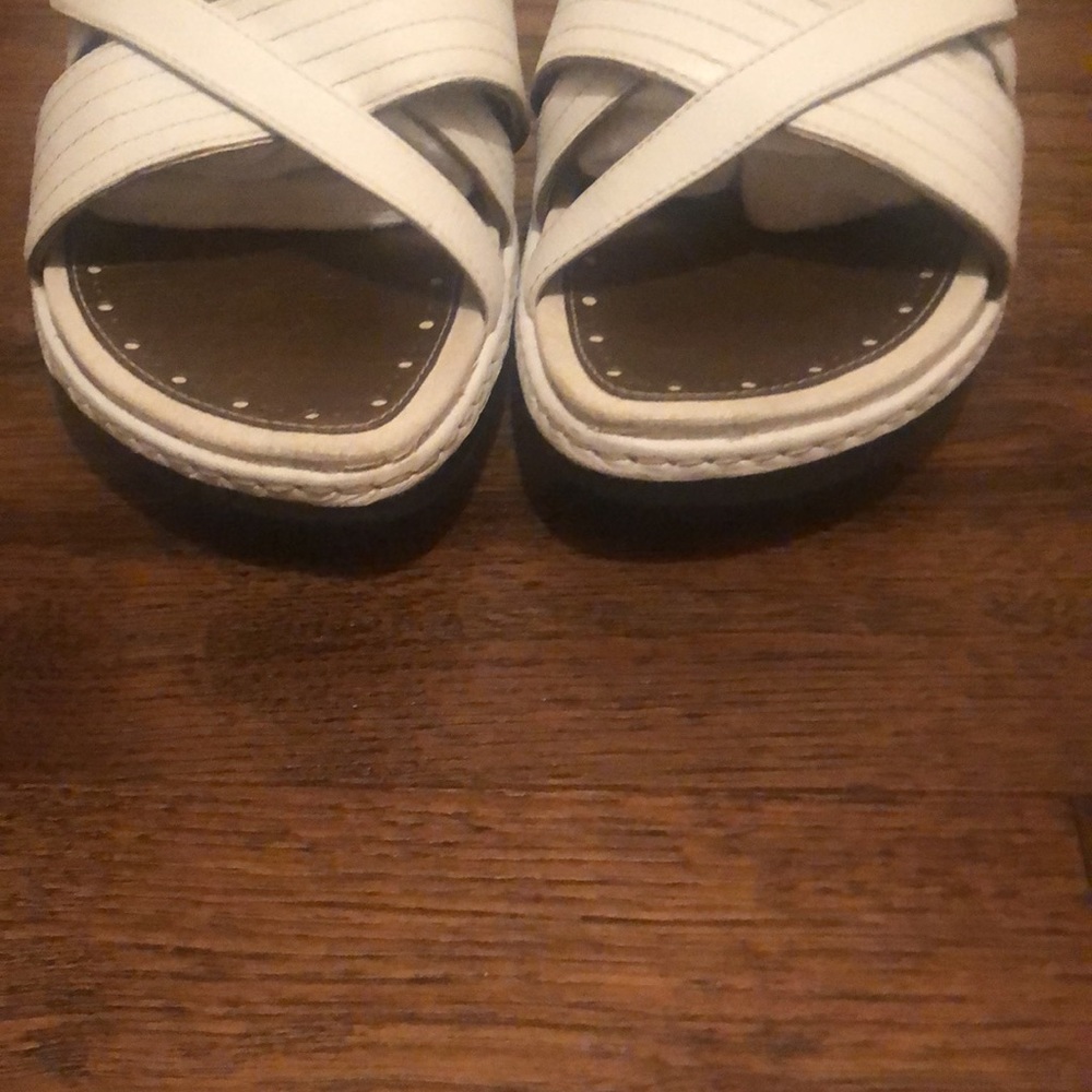 Clark’s Slip on Sandals - Picture 6 of 9